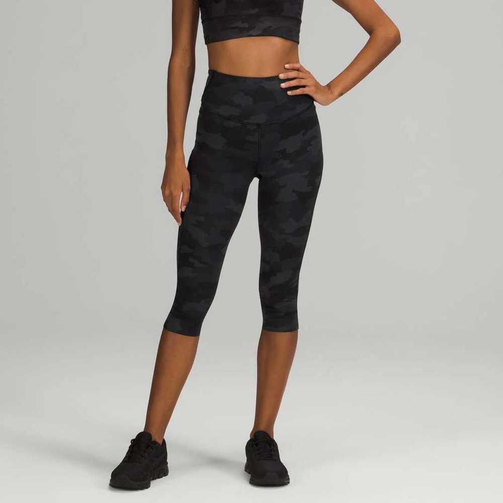 Lululemon Base Pace 17" Heritage 365 Camo Deep Coal Multi